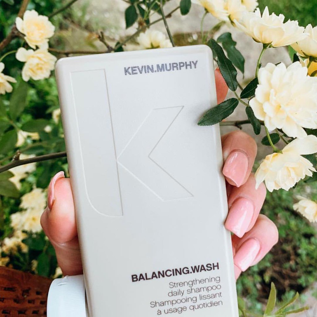 Dầu gội hàng ngày cân bằng dầu da đầu kevin.murphy balancing.wash 250ml
