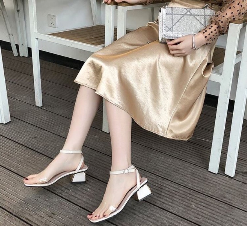 Dép sandal nữ quai ngang gót vuông 5 phân mạ kim loại giá rẻ
