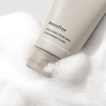 Sữa rửa mặt innisfree kiểm soát nhờn tro núi lửa & bha 150g volcanic pore bha cleansing foam