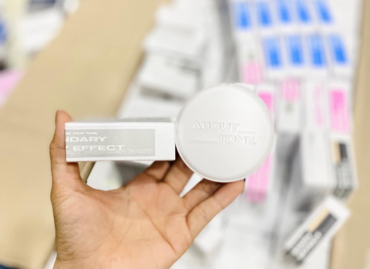 [HCM]Phấn phủ siêu mịn che lỗ chân lông tốt Eglips Blur Powder Pact