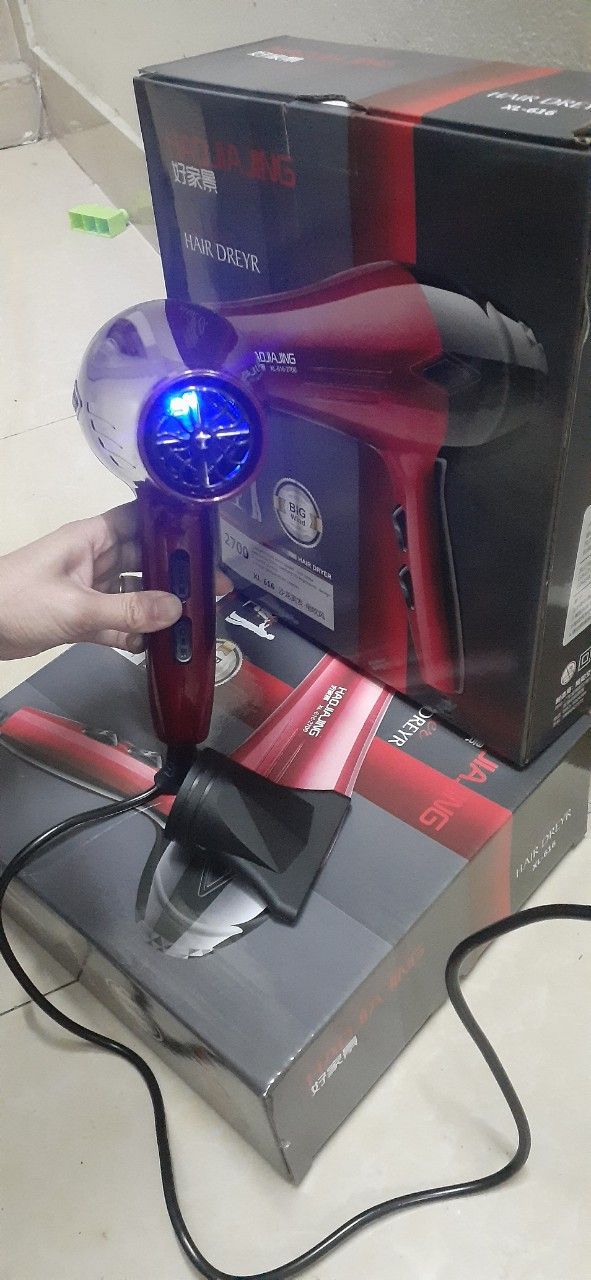 Máy sấy tóc