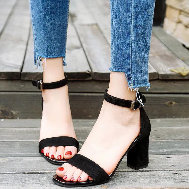[HCM]giày sandal gót vuông 7 phân big size 40 41 42 43 44