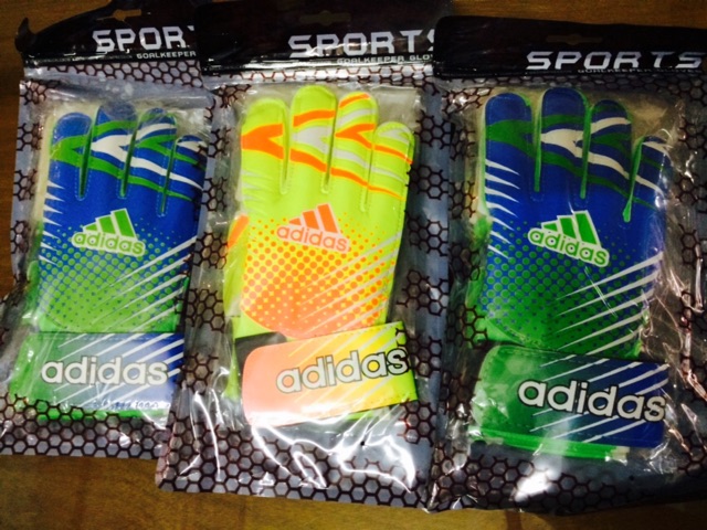 Găng thủ môn adidas trẻ em(size 6)
