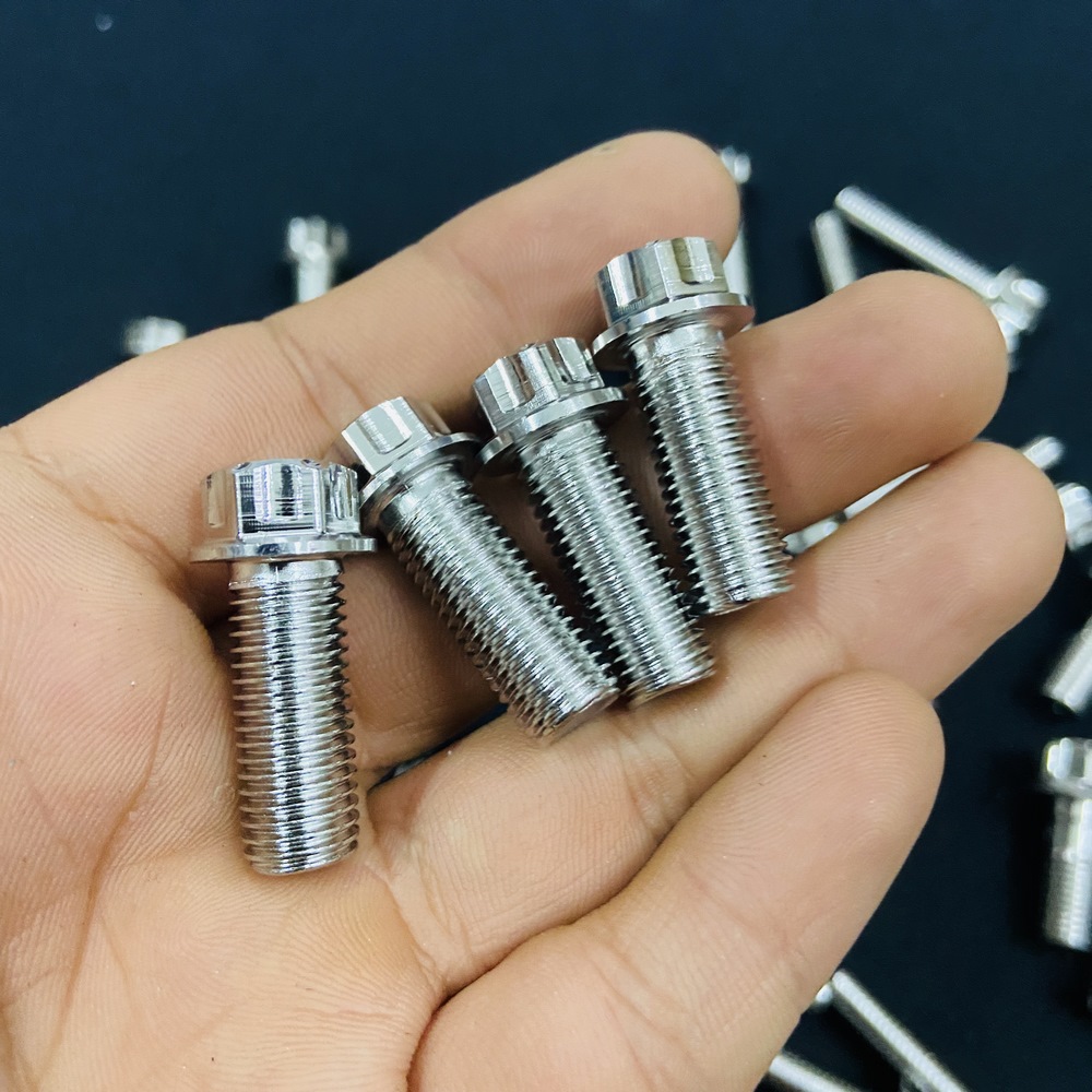 [HCM][ ỐC HOT] ỐC 10LY23 MẪU SALAYA INOX TRANG TRÍ XE MÁY CAO CẤP SÁNG BÓNG (GIÁ 1 CON)