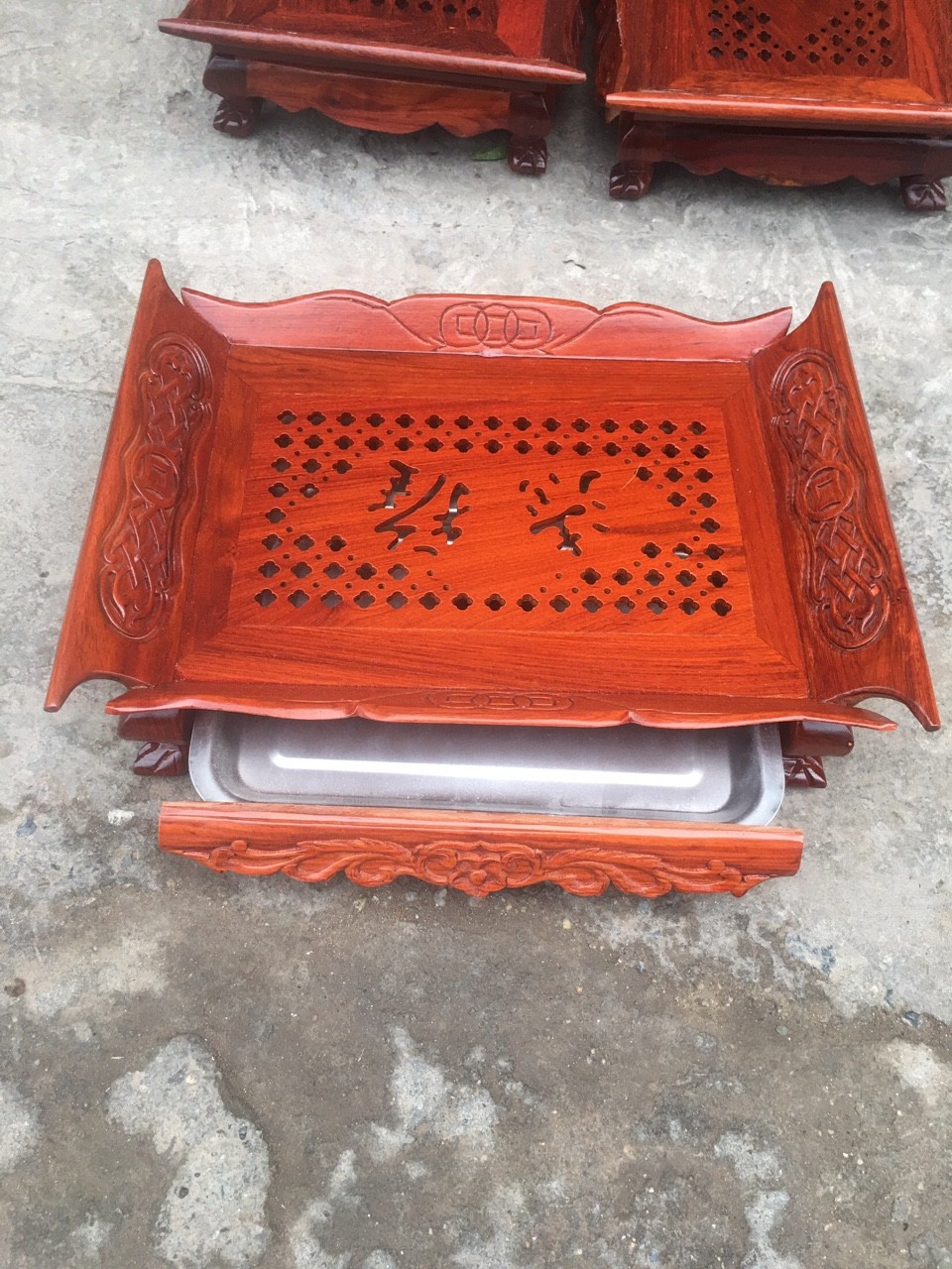 khay trà tai cuốn gỗ hương