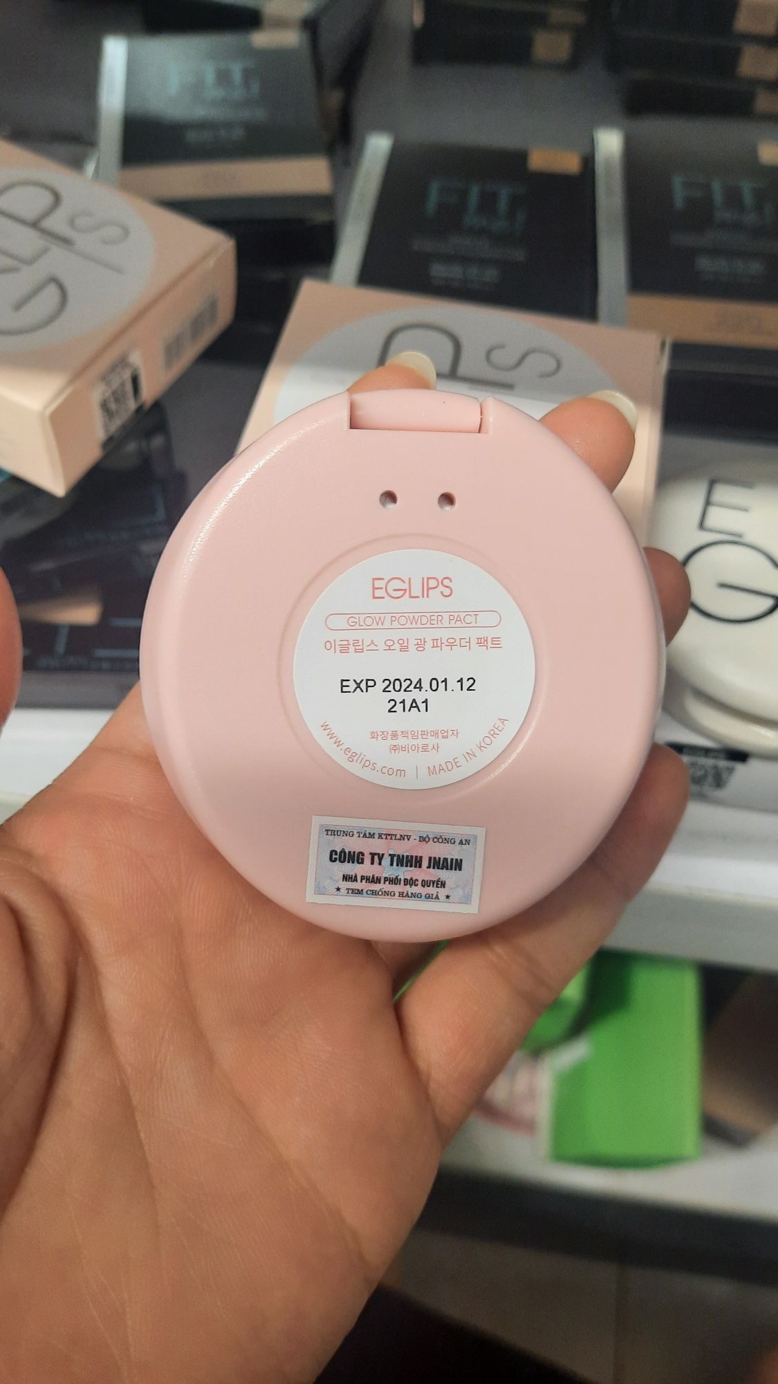Phấn phủ Eglips - phấn phủ kiềm dầu Eglips hồng, trắng, đen