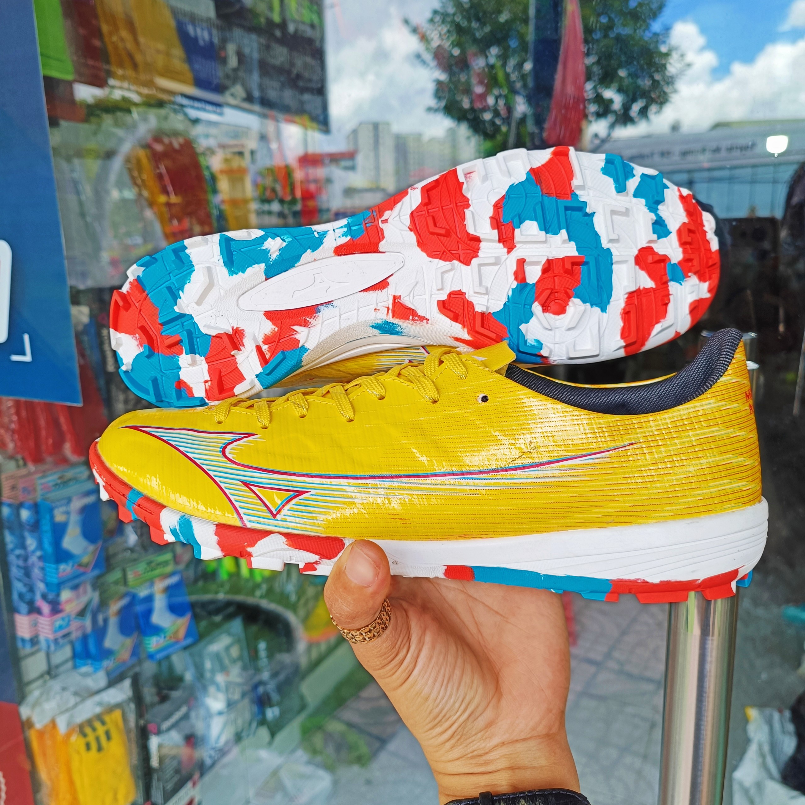 giày đá bóng mizuno alpha pro tf ( tặng Khâu đế+ tất + túi rut + hộp )