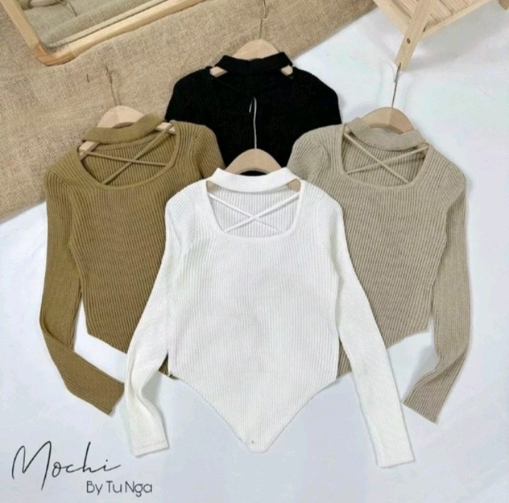 [HCM]Áo thun chéo ngực cổ vuông cực xinh.