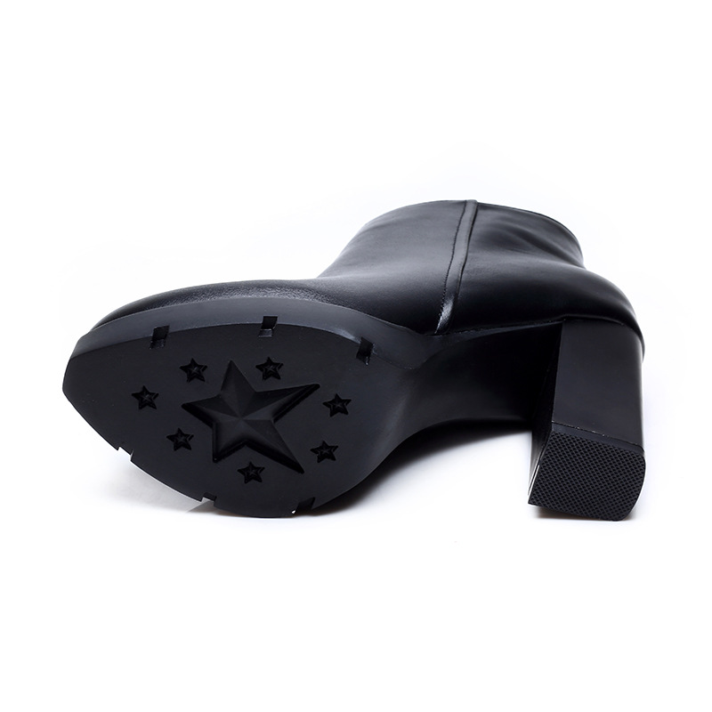 Boot trơn ĐƠN GIẢN gót vuông 10cm GBN07- có size 40