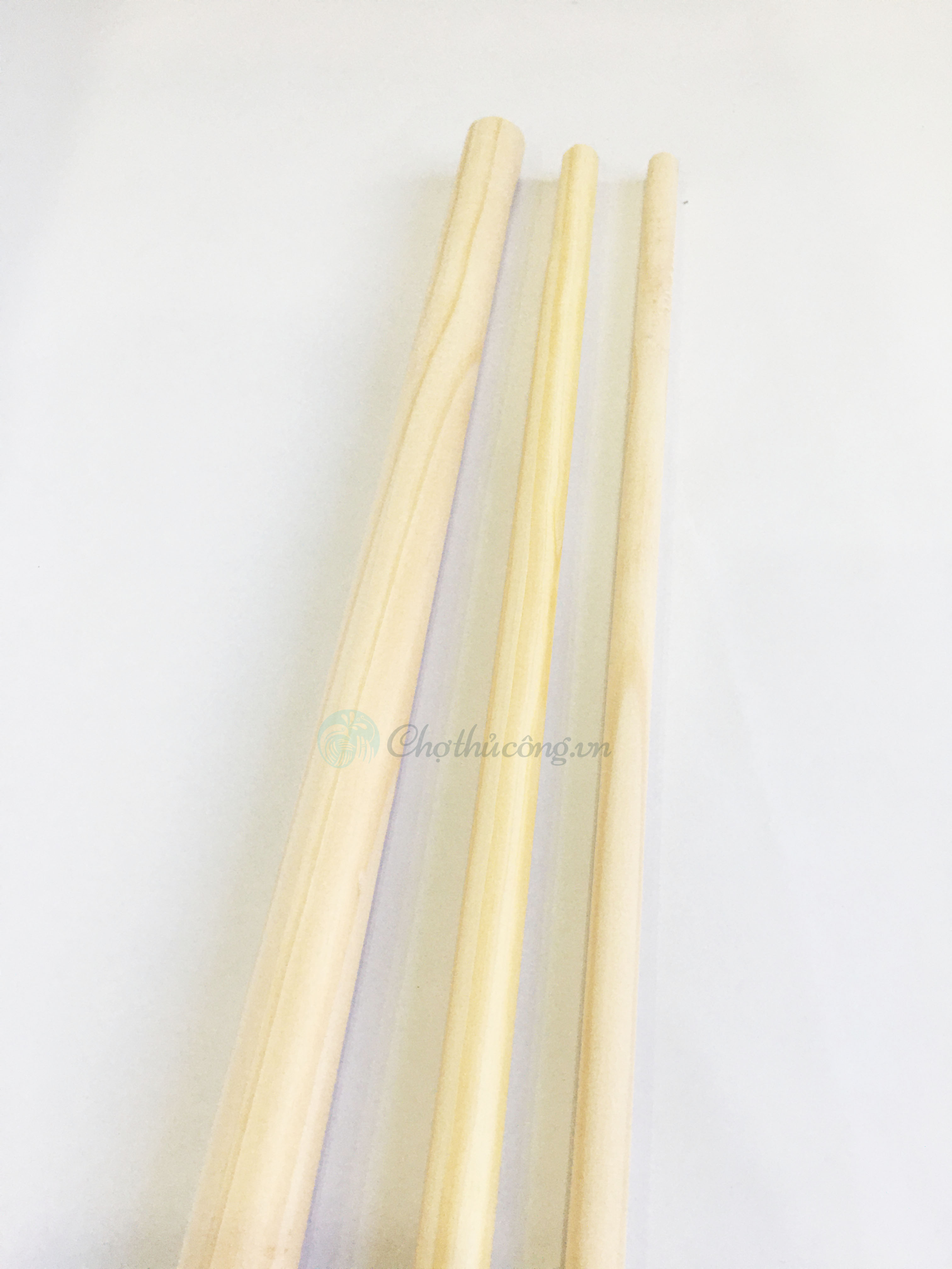 Combo 5 pine wood round sticks size 1.2cm x 60cm