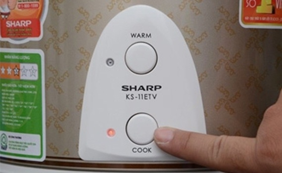 Nồi cơm điện cơ 1L Sharp KS-11ETV-Thailand