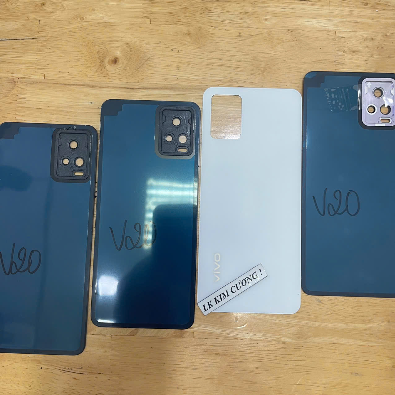 Nắp lưng vivo V20