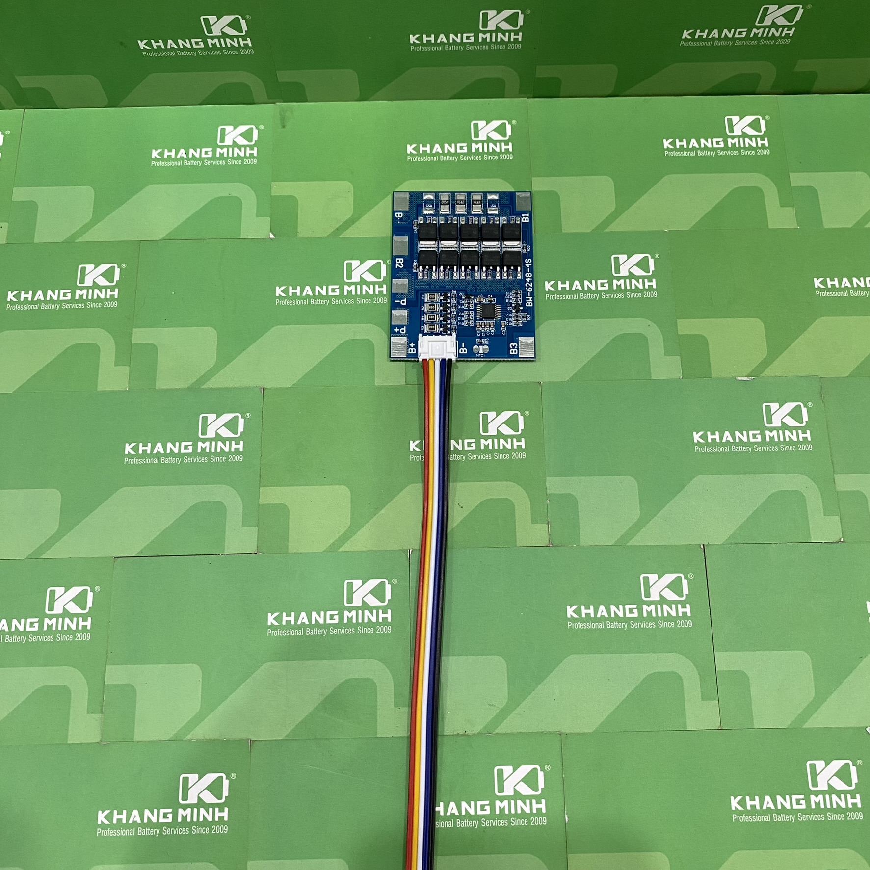 Mạch pin sắt 4S 12.8V 30A Balance sạc cân bằng và bảo vệ pin Li-Fe 3.2v