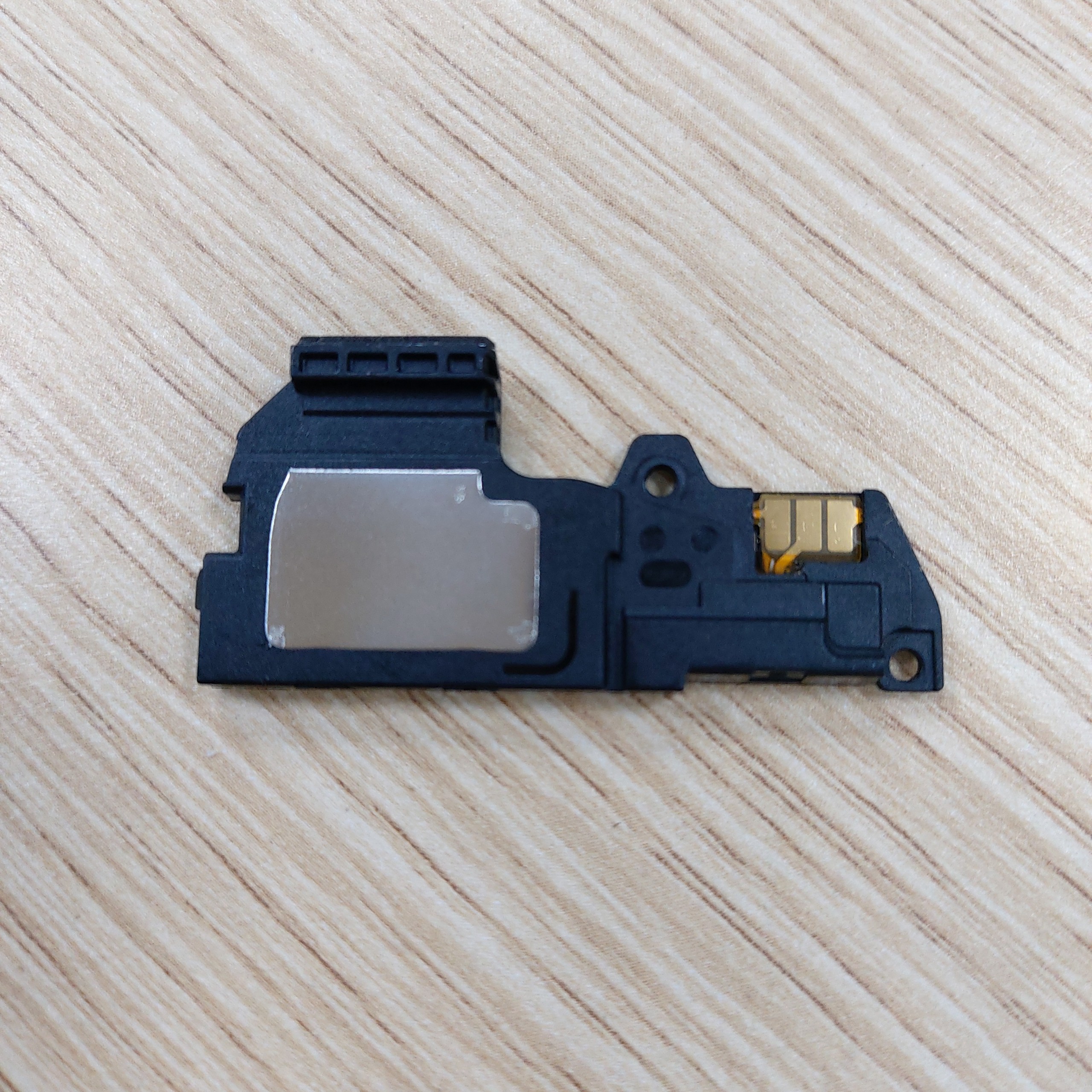 Loa ngoài Huawei Nova 2i