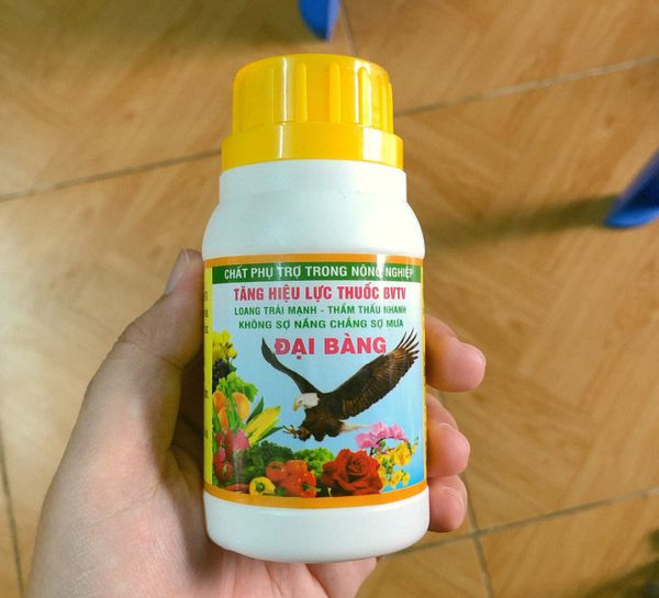Chất Lưu Dẫn Đại Bàng nâng hiệu quả khi dùng phân bón chai 100ml