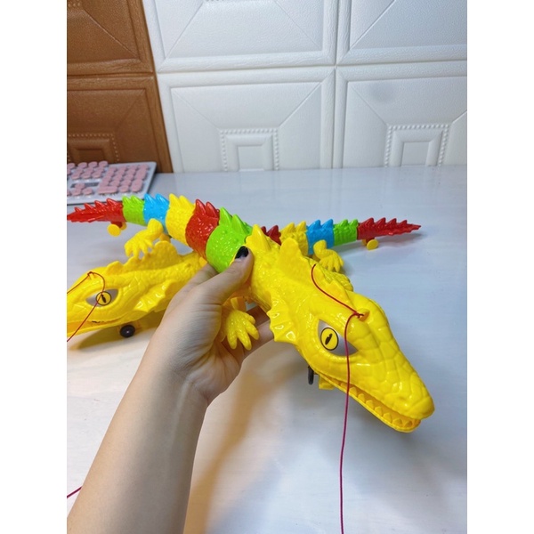 Đồ Chơi Thằn Lằn Chạy Pin Có Đèn Và Nhạc Cho Bé