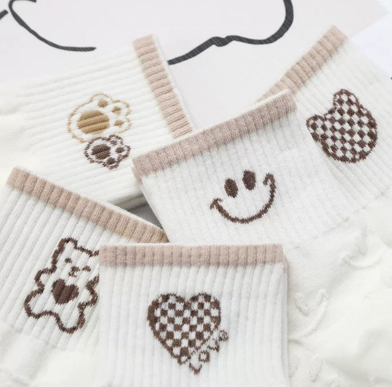 Set 5 Đôi Tất Vớ Nữ Cao Cổ Mix Gấu Caro