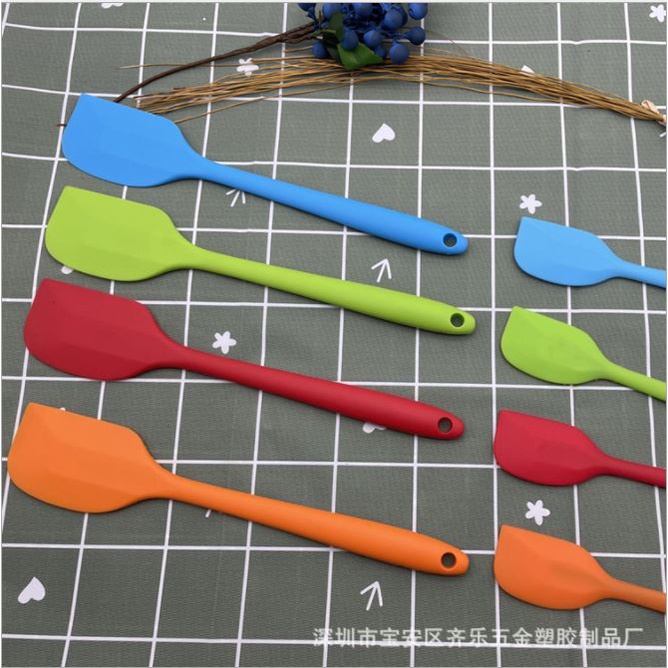 Phới dẹt silicon đúc làm bánh size nhỏ 21cm