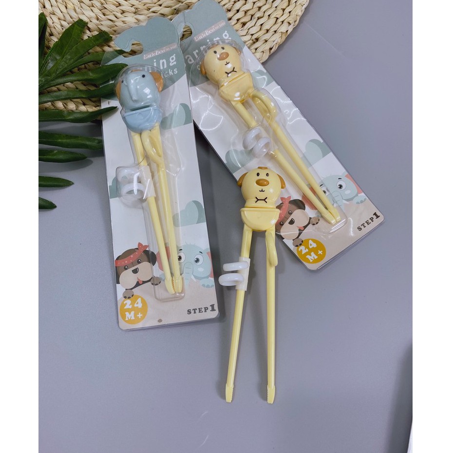 Đũa tập ăn xỏ ngón hoạt hình cho bé