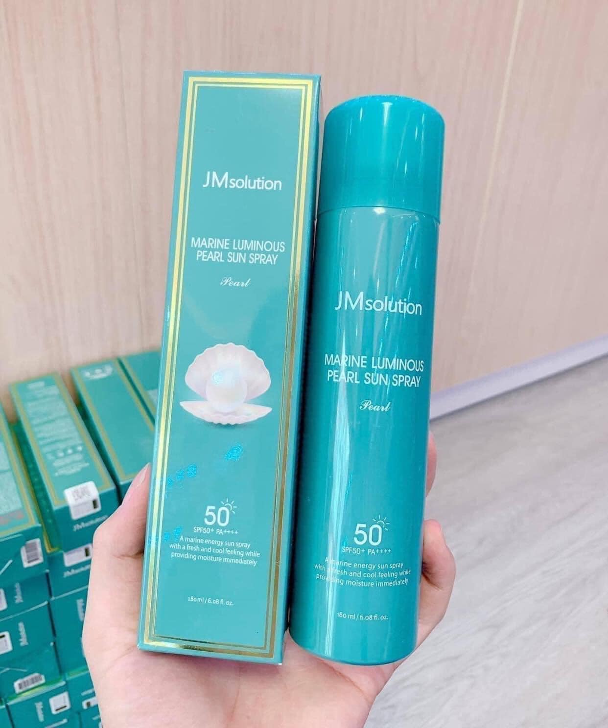 JMsolution Sun Spray - Xịt Chống Nắng Toàn Thân SPF50/PA++++ 180ml