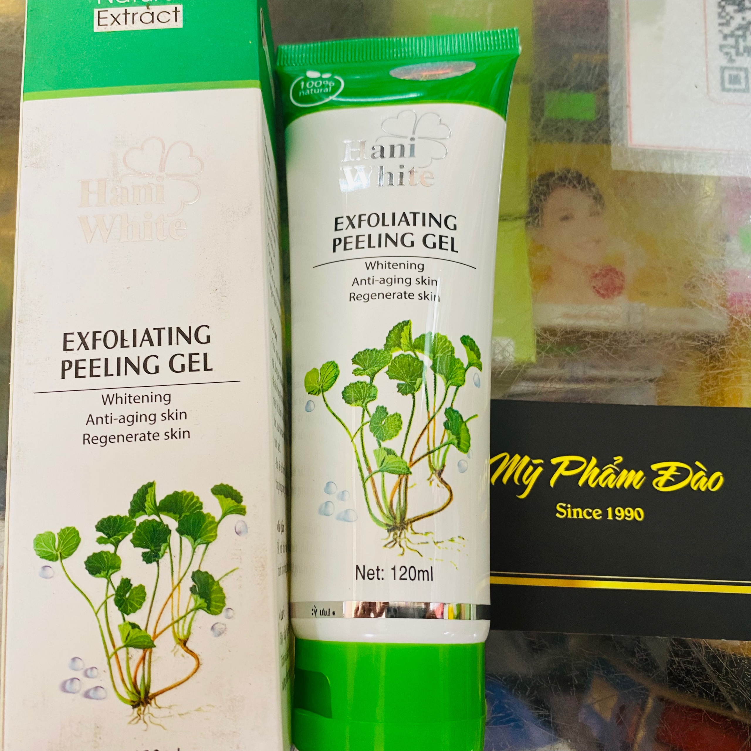 Tẩy Tế Bào Chết Haniwhite Tinh Chất Rau Má 120ml
