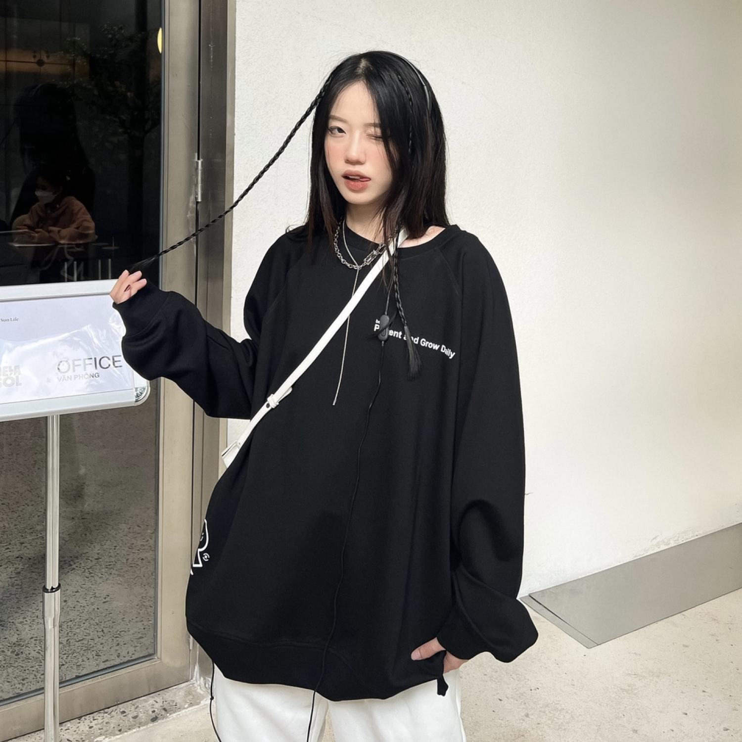 Áo Tay Dài PATIENT form rộng REGODS ( SWEATER PATIENTS)
