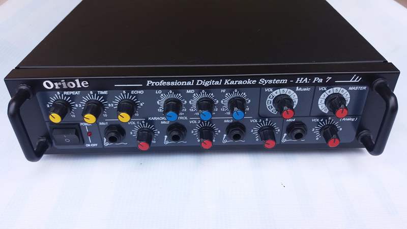 Ampli karaoke mini Oriole 220V