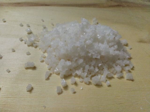 1 kg muối hột xử lý nước hồ cá