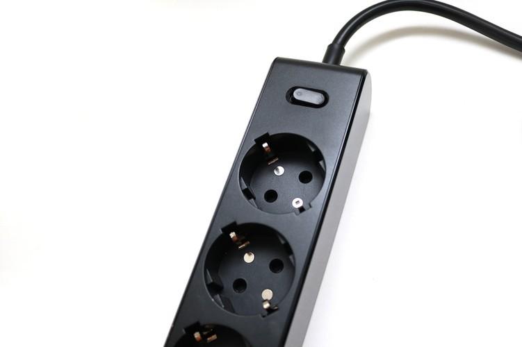 Ổ cắm điện Pisen 303-EP ( 3xAC, 3x USB )