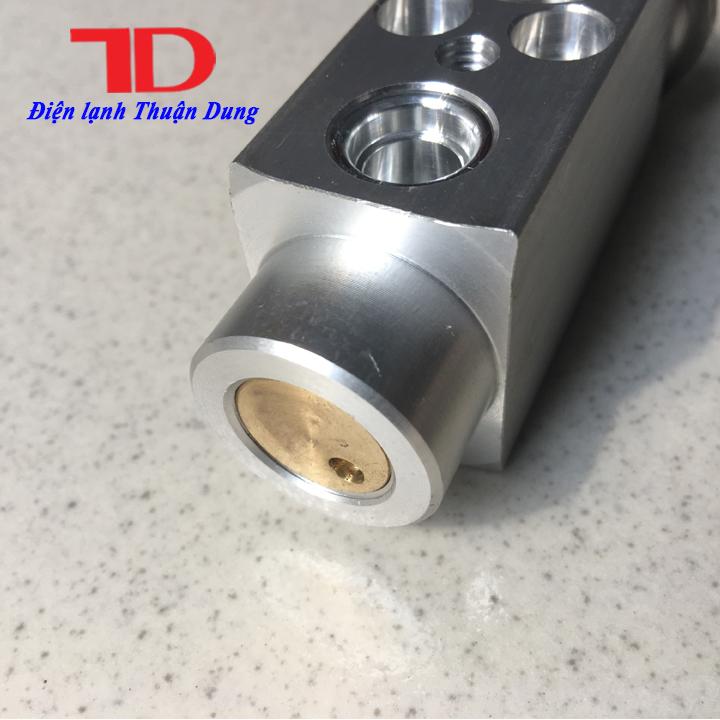 Van Tiết Lưu Ô Tô DONGFENG