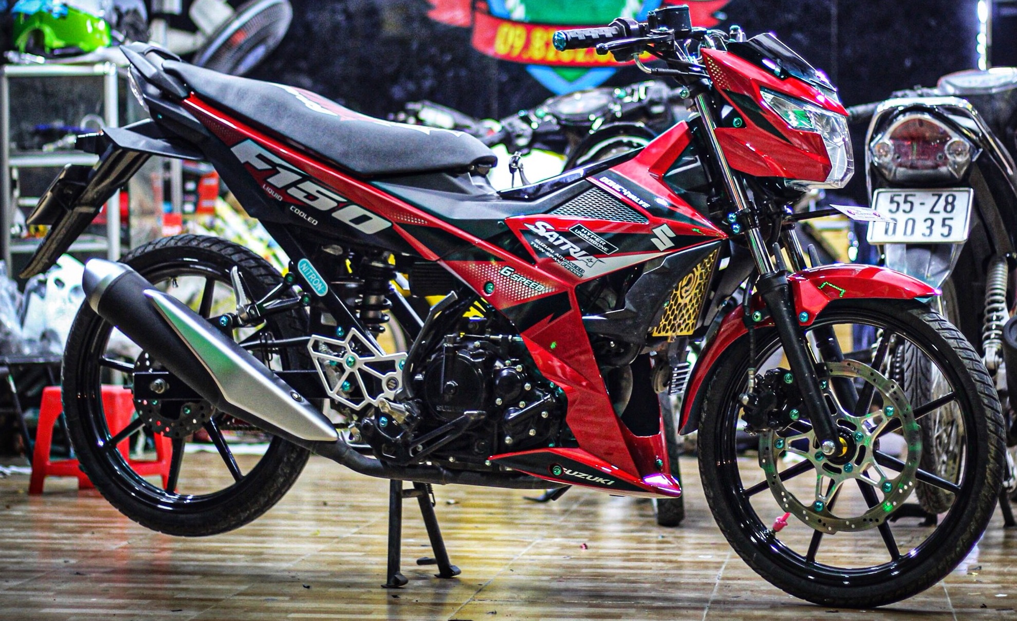 Tem Suzuki Satria F150 V17 - Tặng Logo