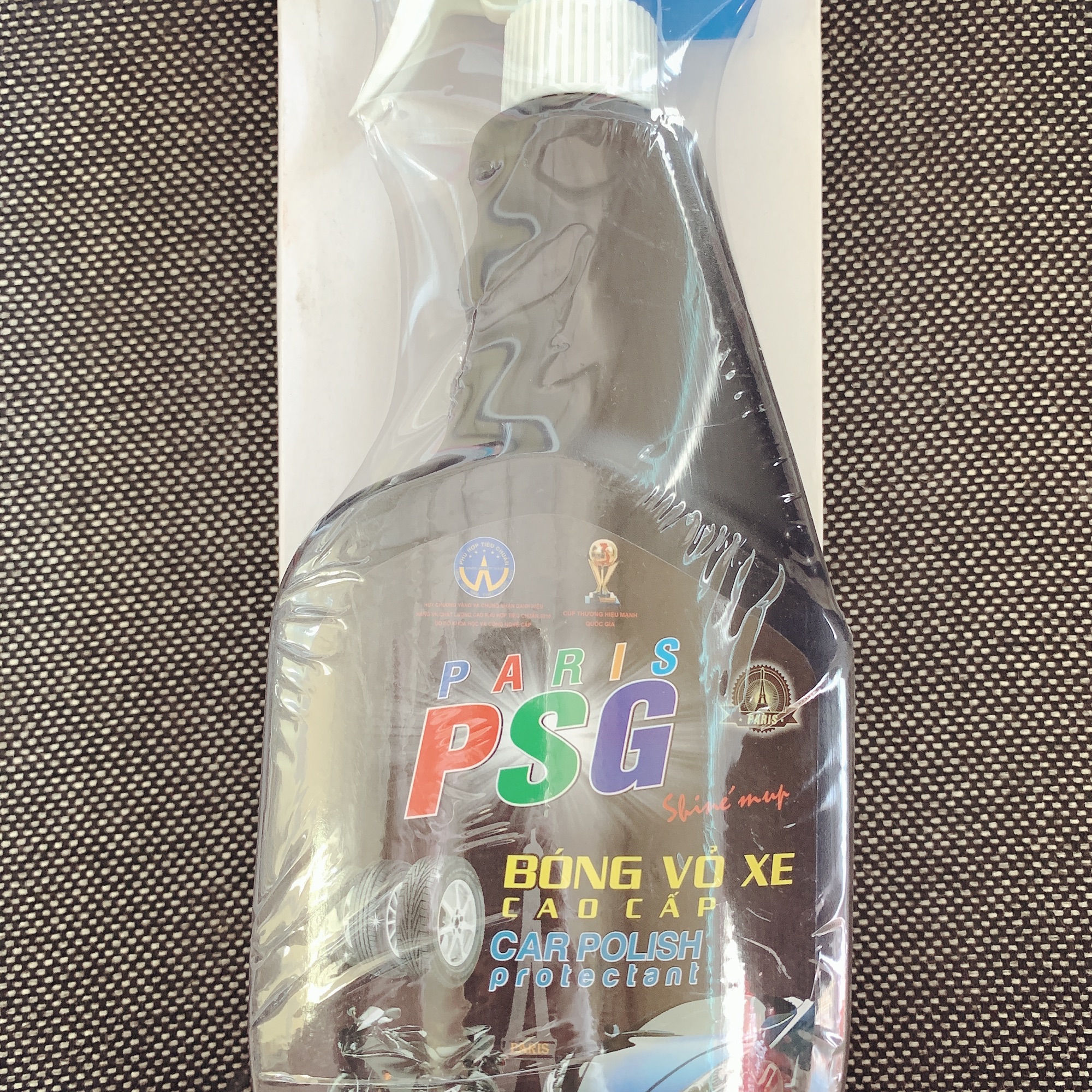 Xịt bóng vỏ xe cao cấp PARIS PSG 600ML