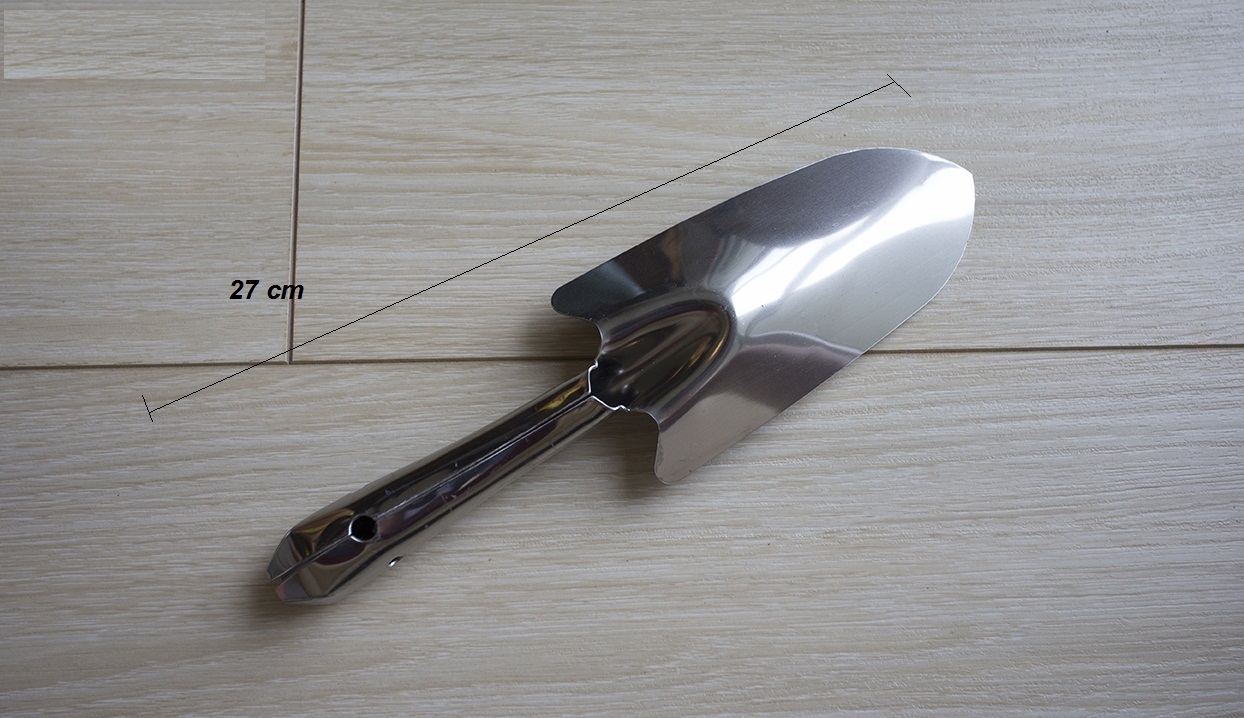 Xẻng làm vườn inox (sắc, bền, chắc chắn)