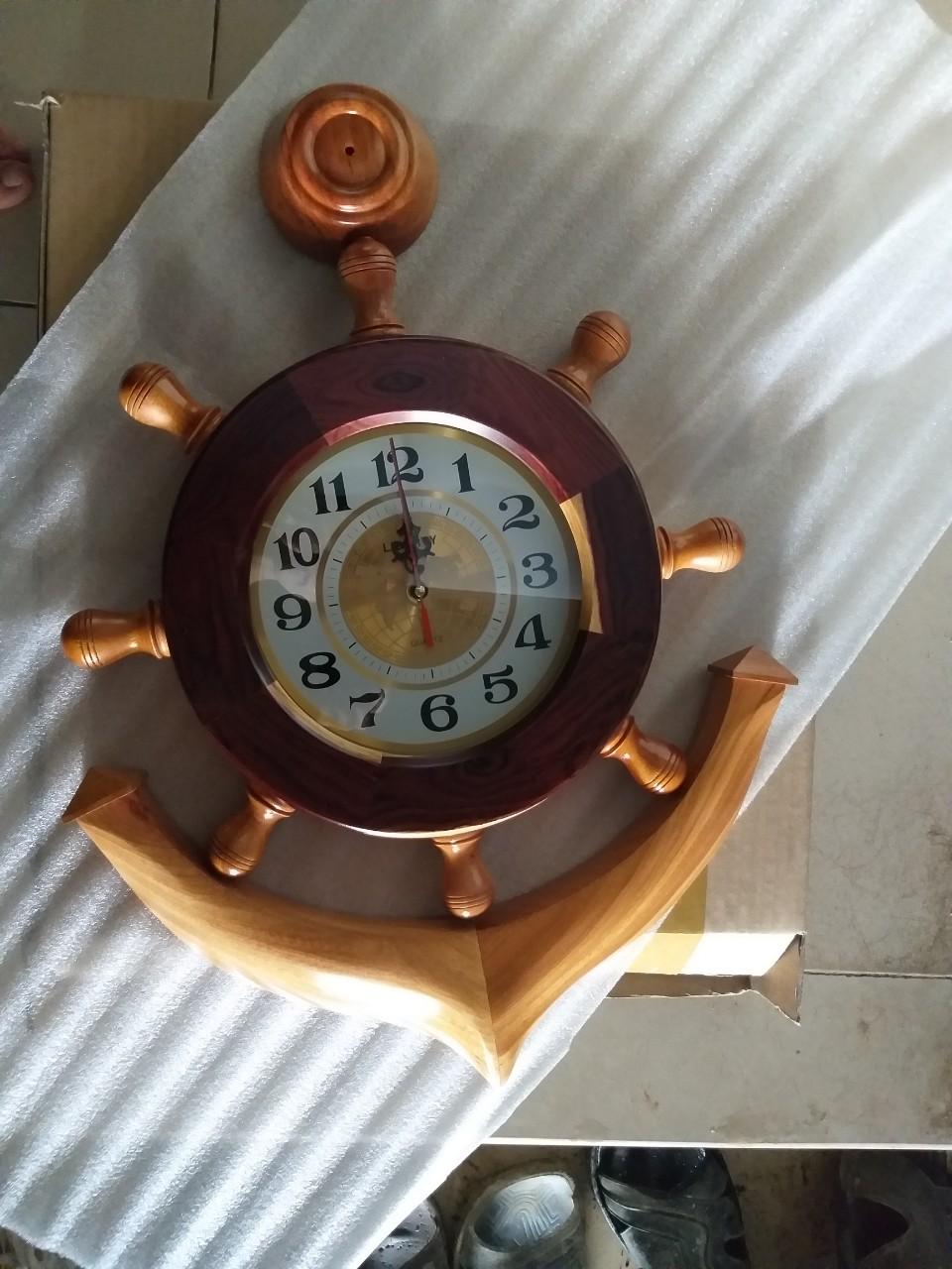 Đồng hồ mỏ neo gỗ Cẩm cao cấp cao 60cm trang trí nhà cửa decor