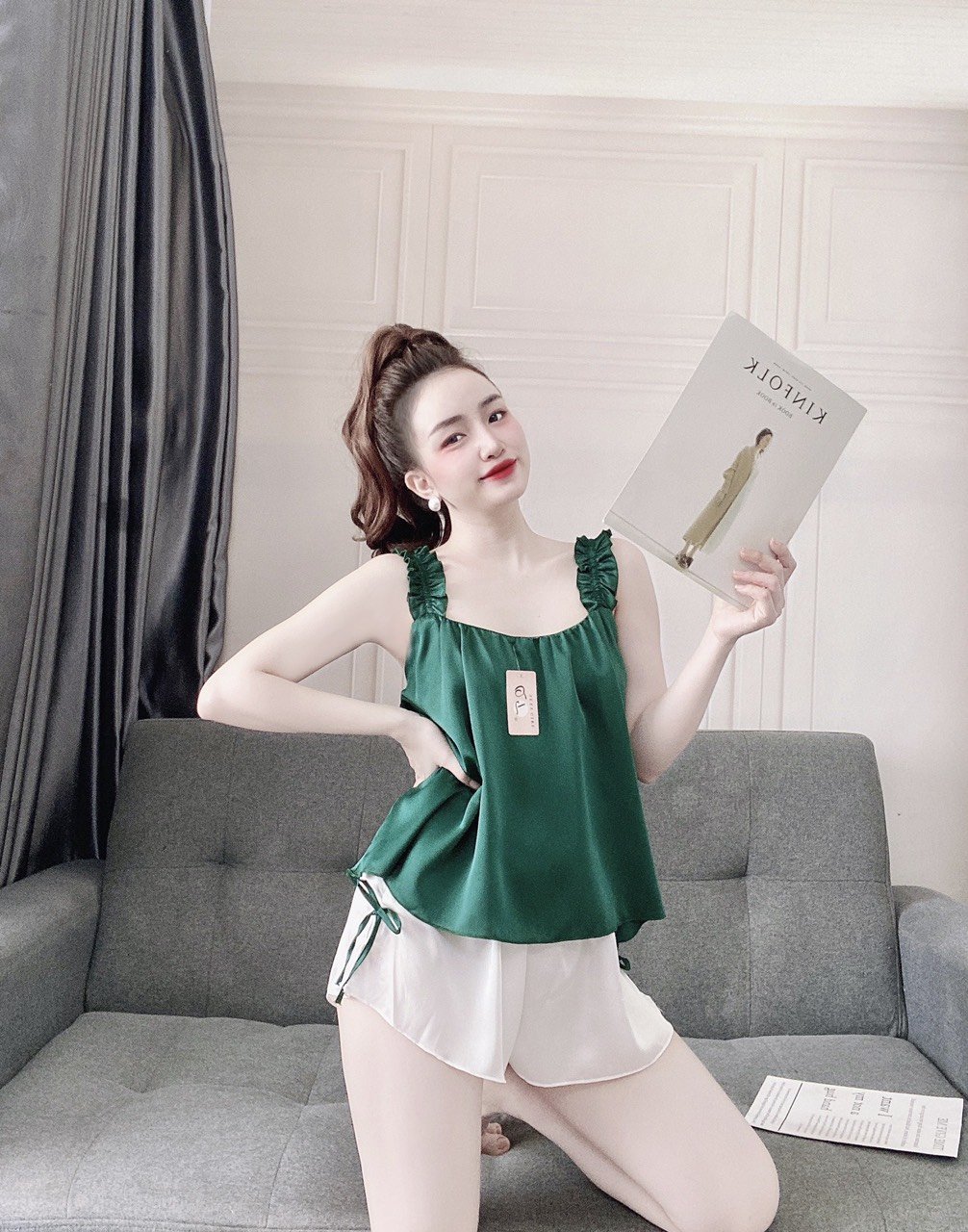 Đồ ngủ nữ sexy lụa satin 2 dây cao cấp D'LYDIA DN01