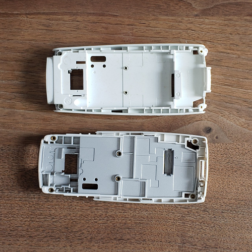 Sườn Nokia 2100