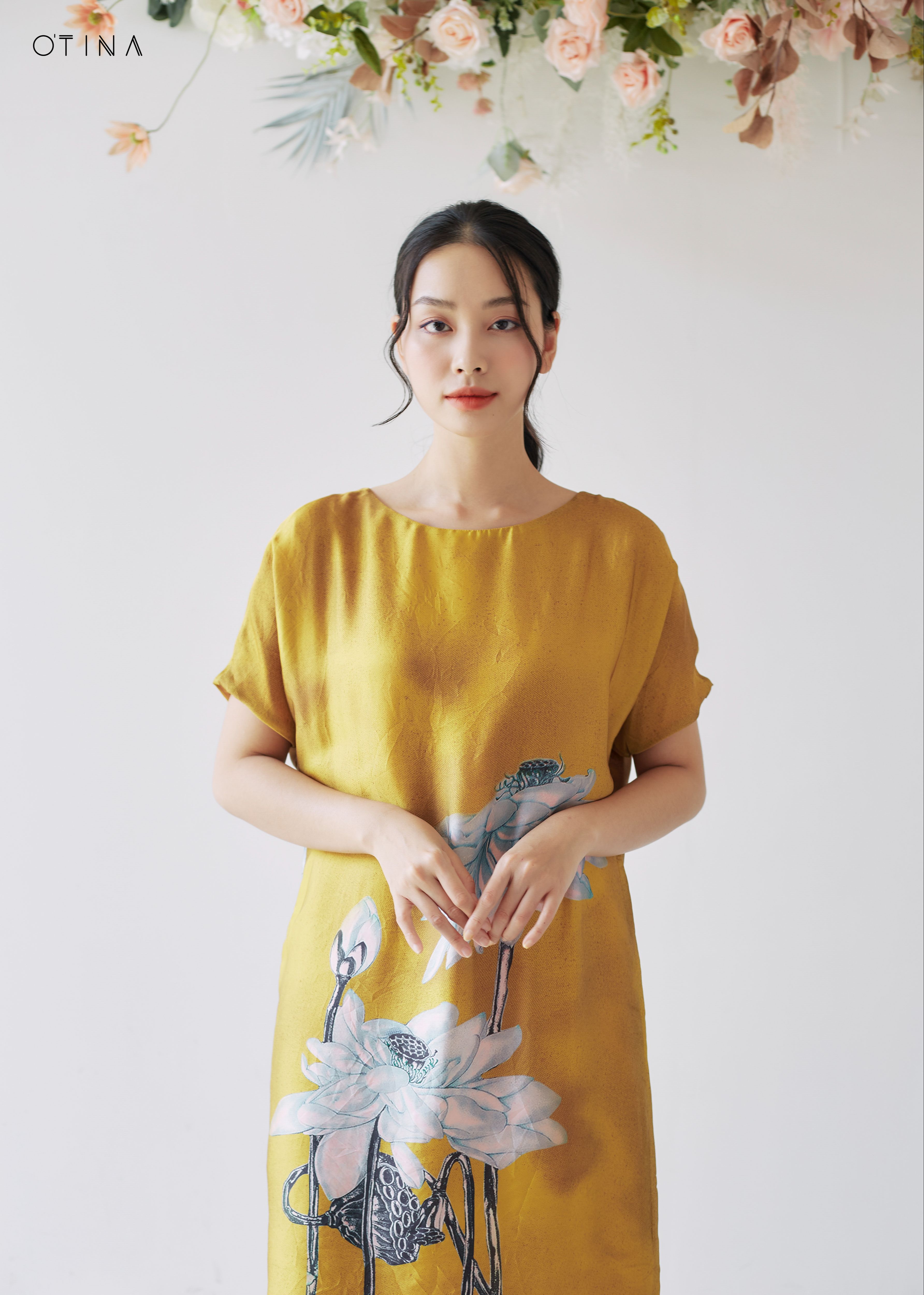 Đần lụa tơ tằm vàng hoa sen