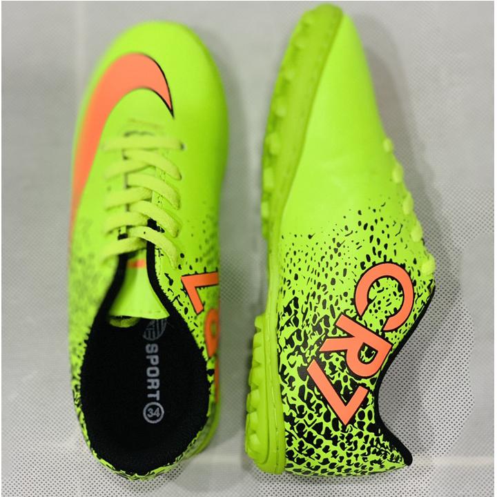 Giày Đá Bóng CR7 Tặng Tất Đá Bóng
