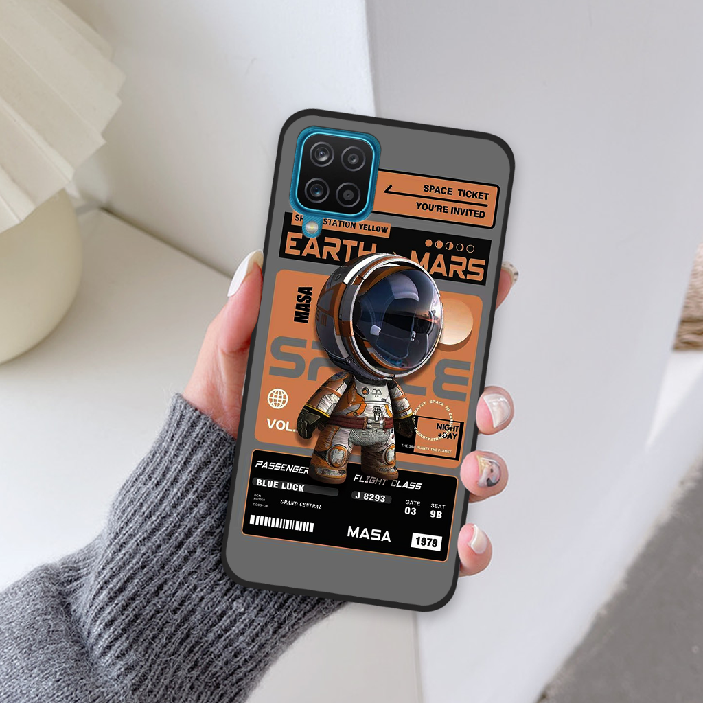 Ốp lưng Samsung Galaxy A12 / M12 phi hành gia astronaut 3D độc đáo