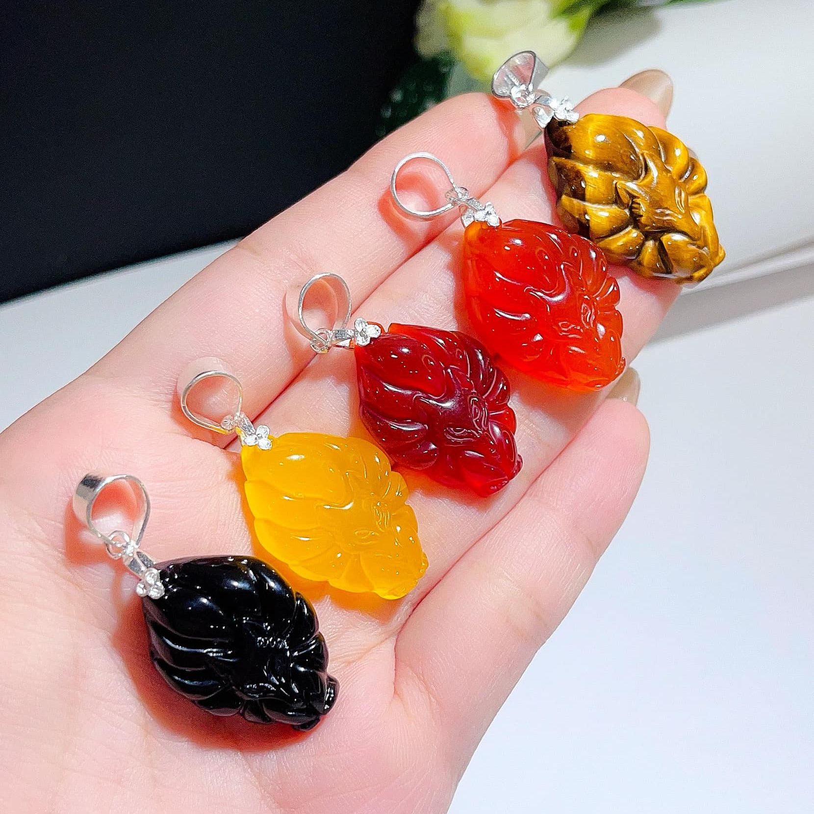 Mặt hồ ly chúa móc bạc, mặt hồ ly chúa mẫu mới