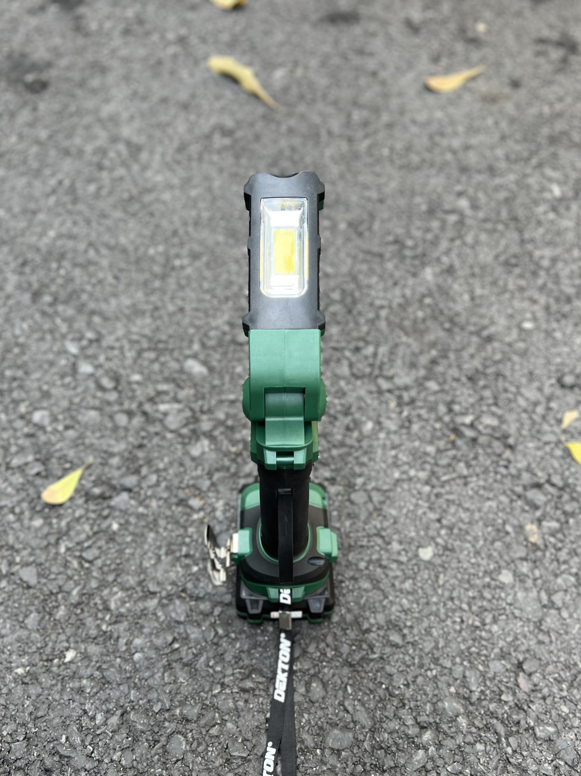Đèn pin DEKTON M21 - D360Lumen