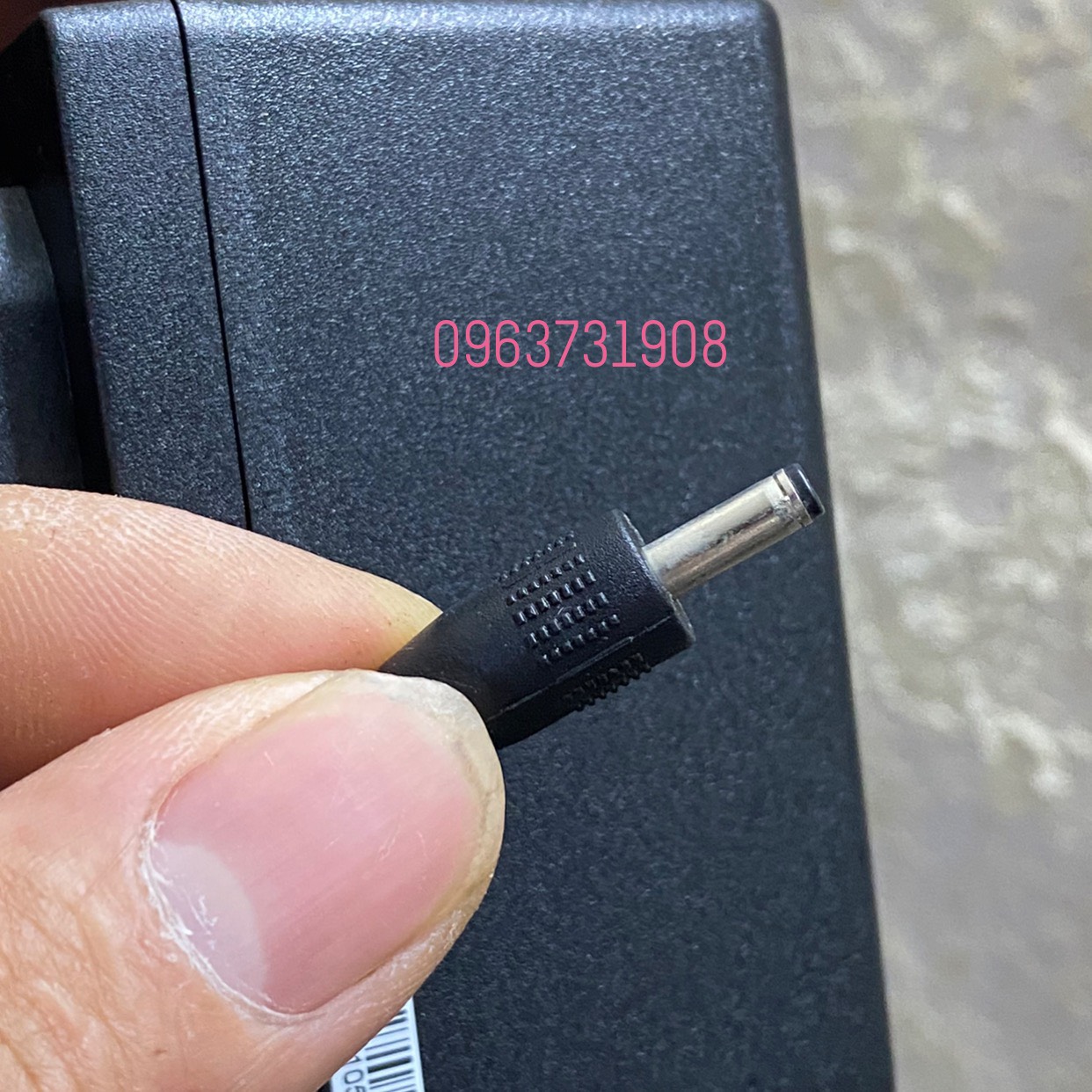 Cục sạc pin laptop Masstel E116