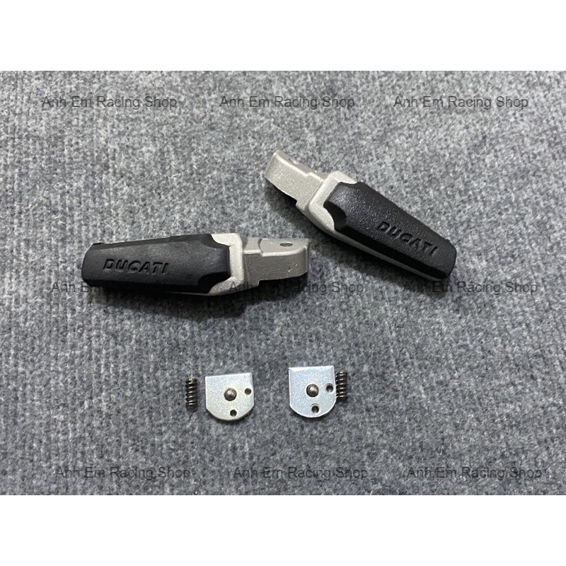 Gác Chân Sau Kiểu Ducati Gắn Xe Honda Yamaha