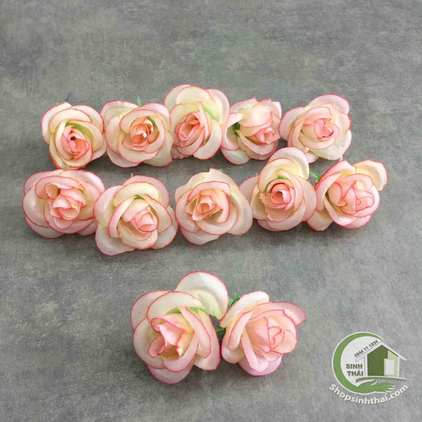 [HCM]Ba bông hoa hồng giả màu kem hoa vải đẹp