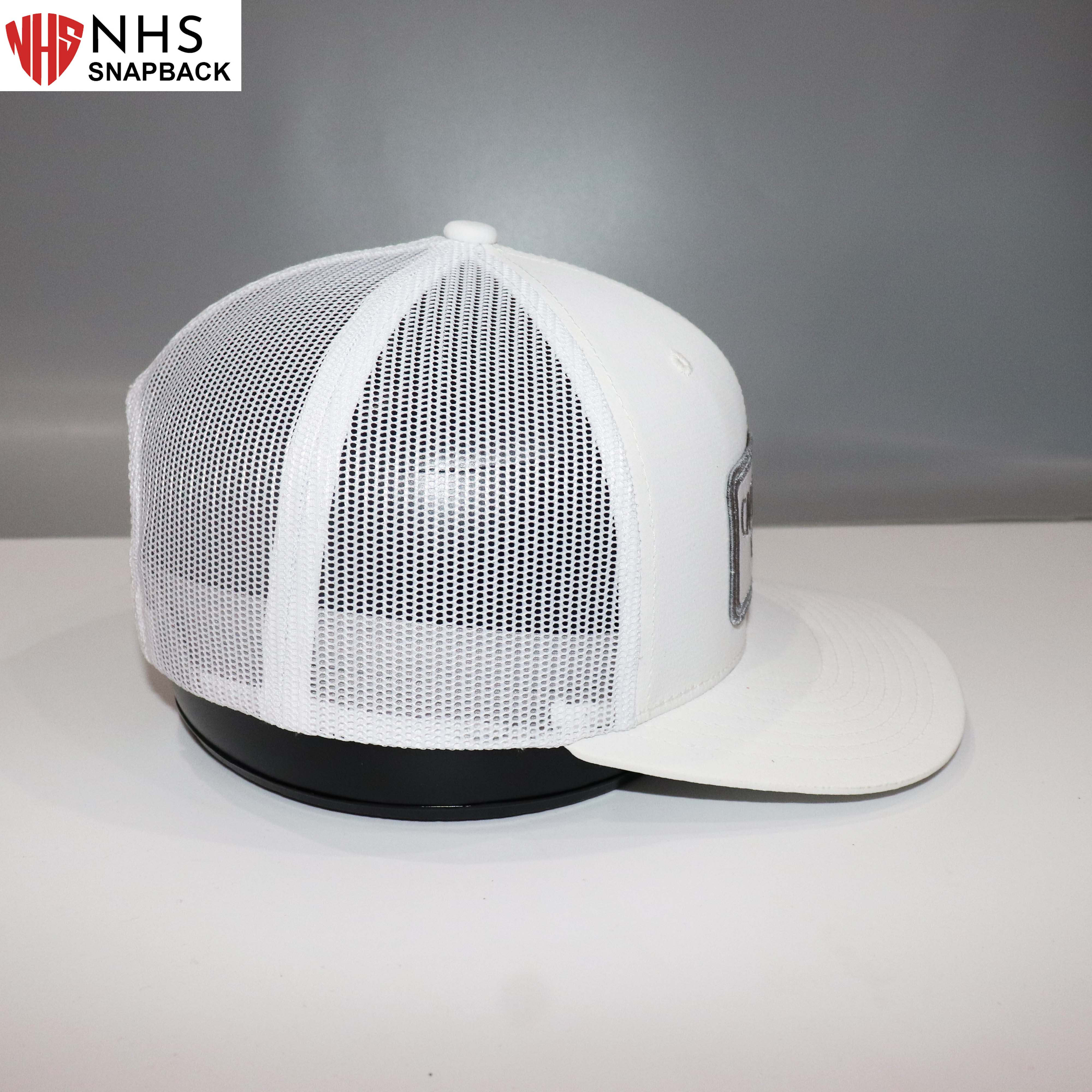 Nón Snapback Captus Full trắng Lưới CaptusT002.