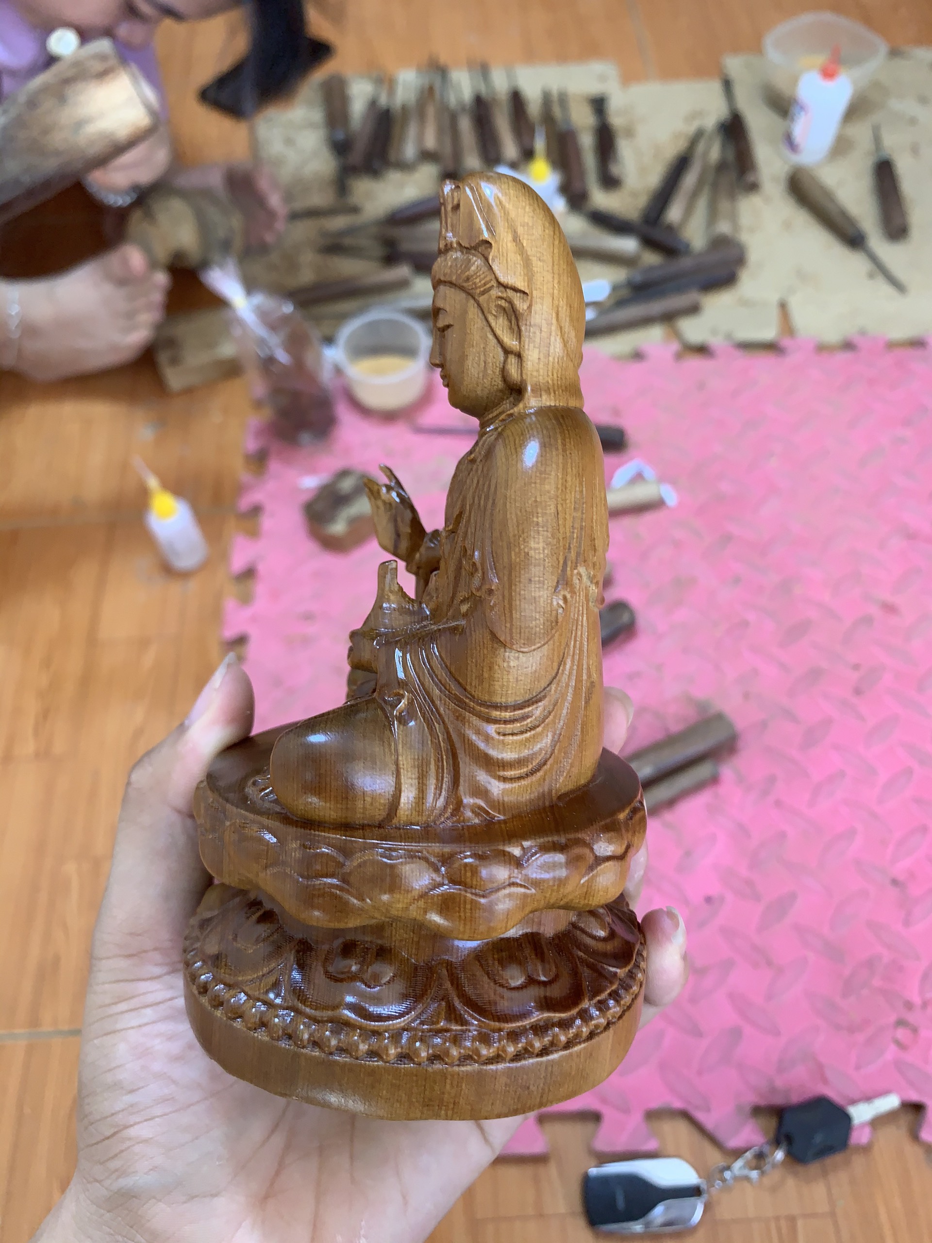 Tượng Phật Bà Quan Âm Gỗ Bách Xanh