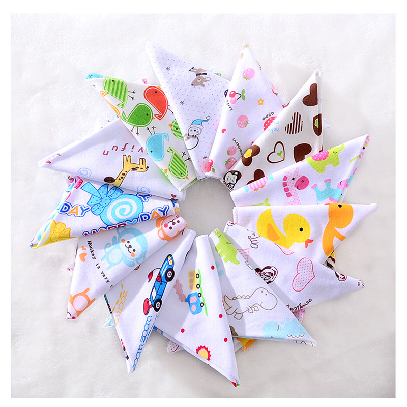 Combo khăn cổ tam giác cotton có nút bầm cho bé