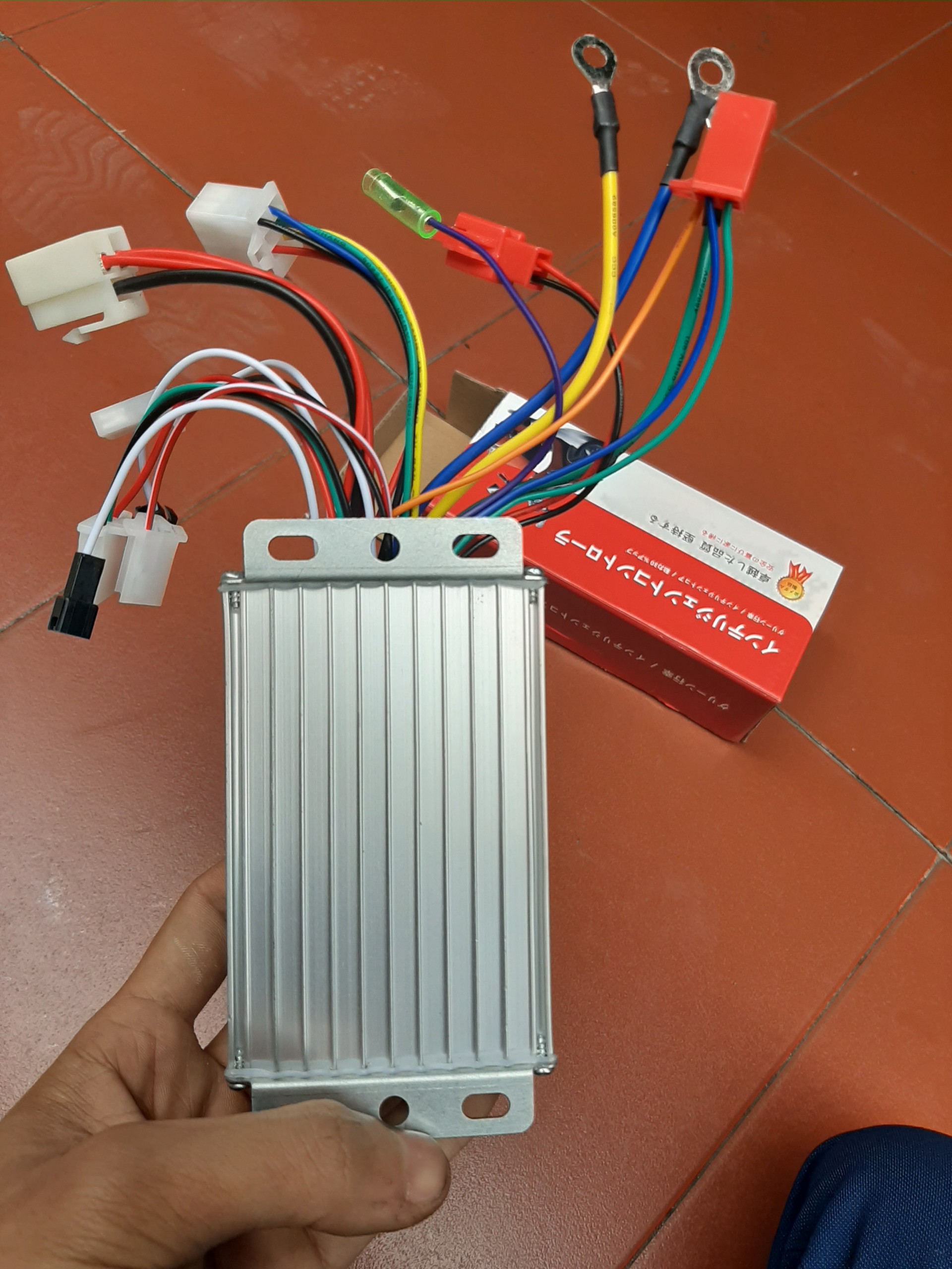 Điều tốc đa năng  350w 36-48v động cơ 3 pha BLDC