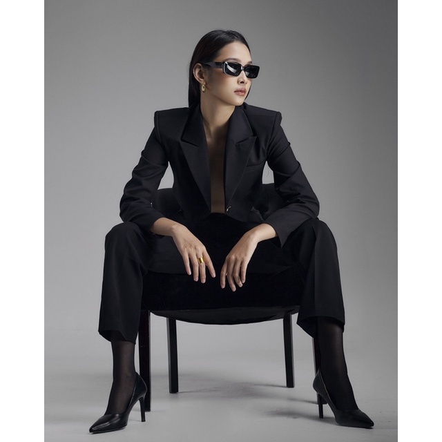 SEASON STUDIOS/ Áo blazer Pixie