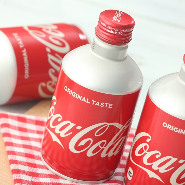 Thùng coca-cola nắp vặn Nhật Bản(24 lon)300ML